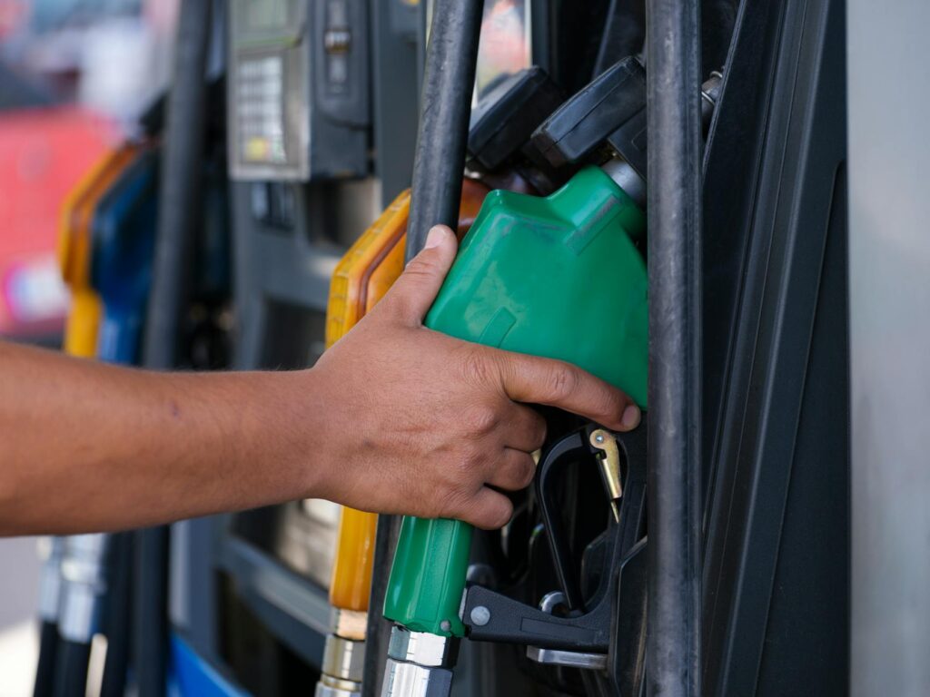 Greek Petrol Stations - Greek petrol stations: Where to fuel up, save money & stay safe